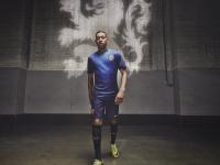 开云下载-莱奥的独舞，欧冠决赛之夜，节奏的绝对掌控者