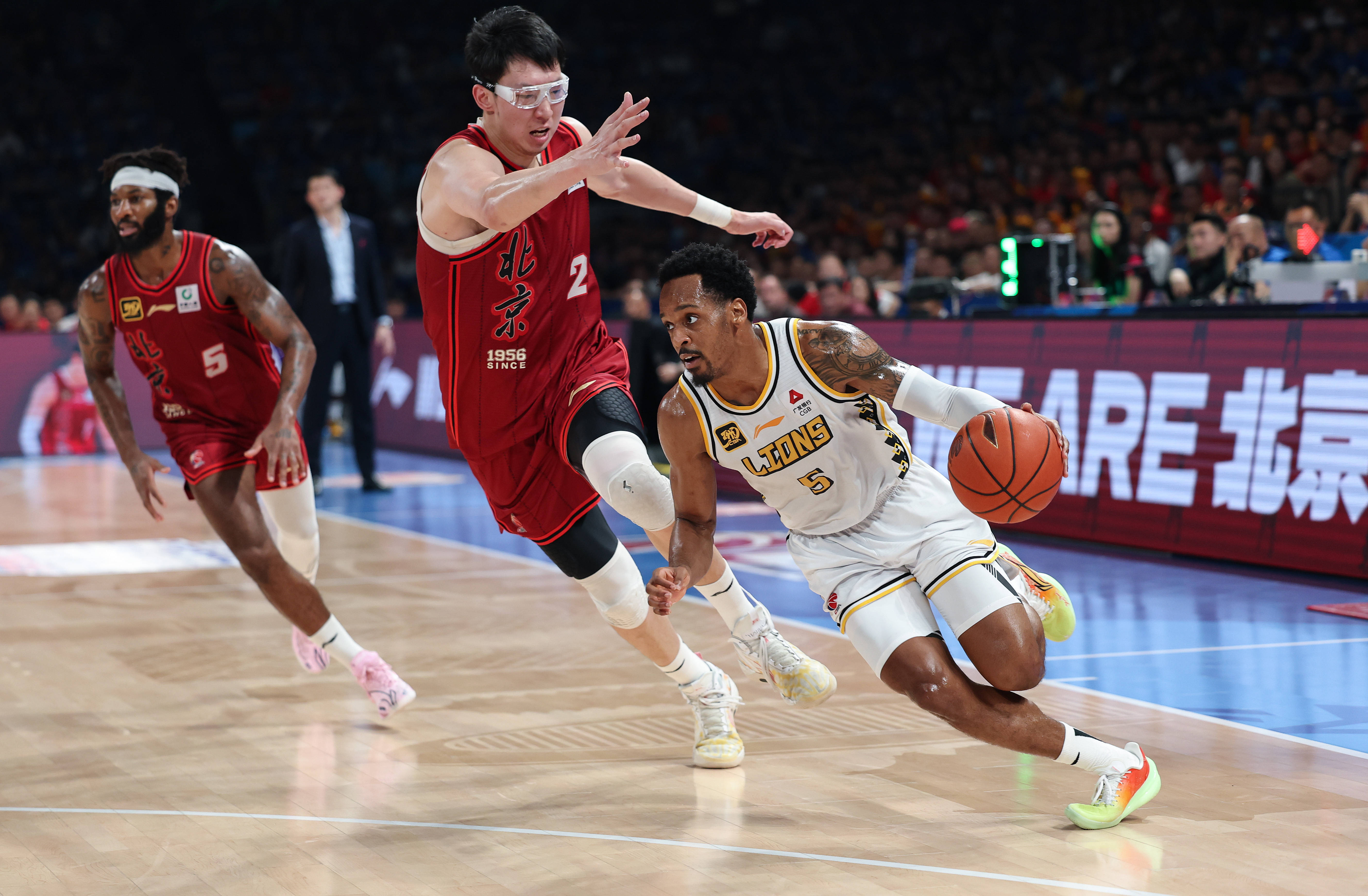 比赛迎来意外反转,实力劣势球队逆袭获胜 比赛迎来意外反转,实力劣势球队逆袭获胜