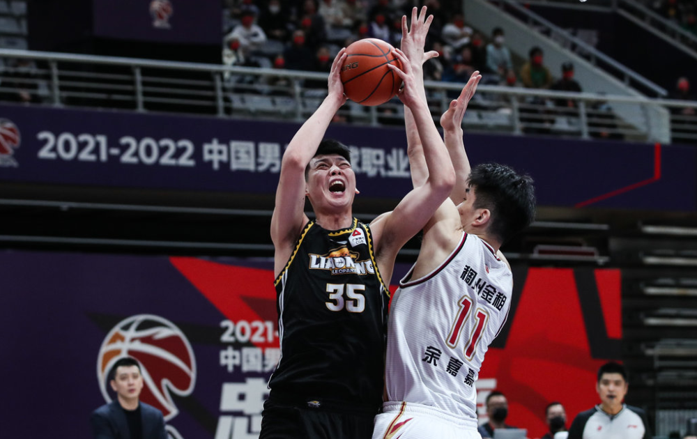 关于柏林联队遭逆转惜败，积分榜下滑一位的信息