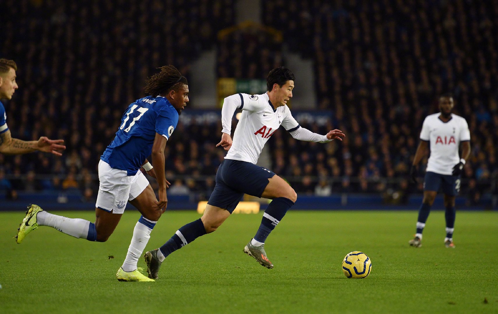 关于柏林联队遭逆转惜败，积分榜下滑一位的信息