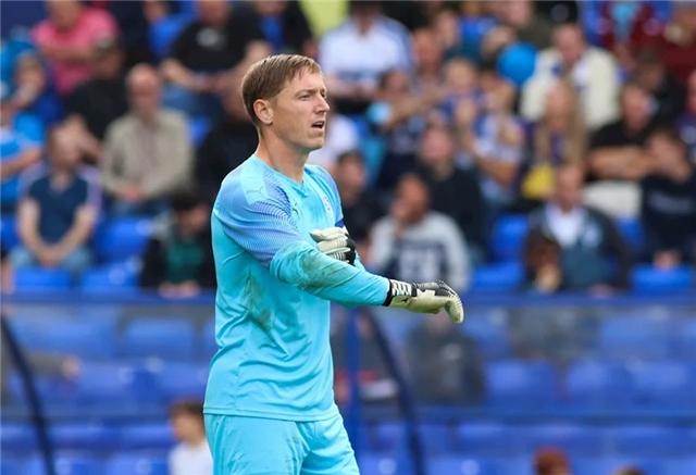 沃特福德强势赢球，士气大振的简单介绍