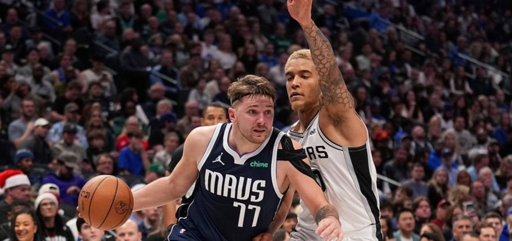 湖人力克马刺,克莱带队取胜 湖人力克马刺,克莱带队取胜