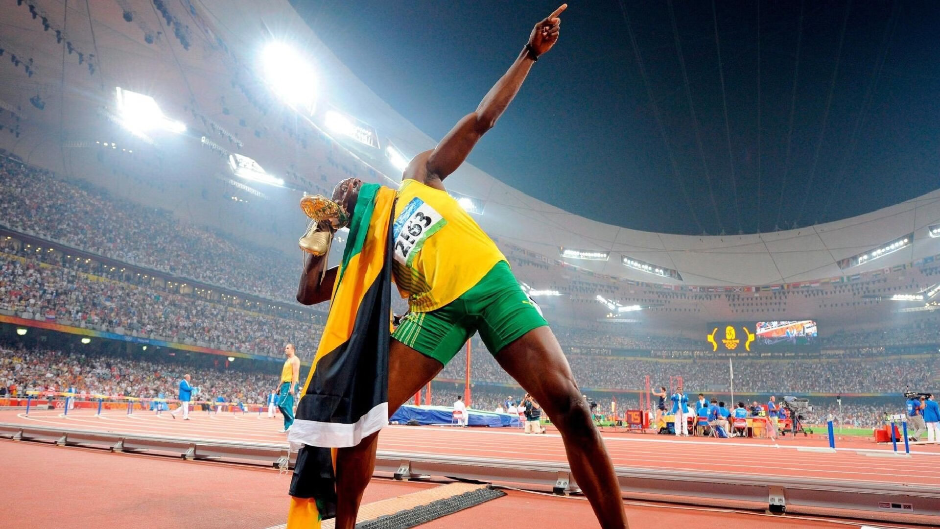 冷门与接管，突尼斯奇迹与弗拉霍维奇的德甲宣言