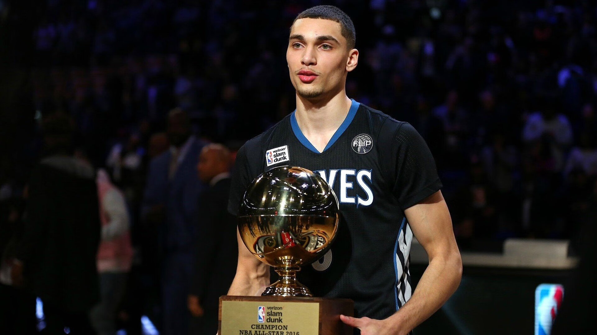 南半球的逆袭，新西兰全黑式防守如何冰封冰岛，闪耀NBA季后赛焦点战